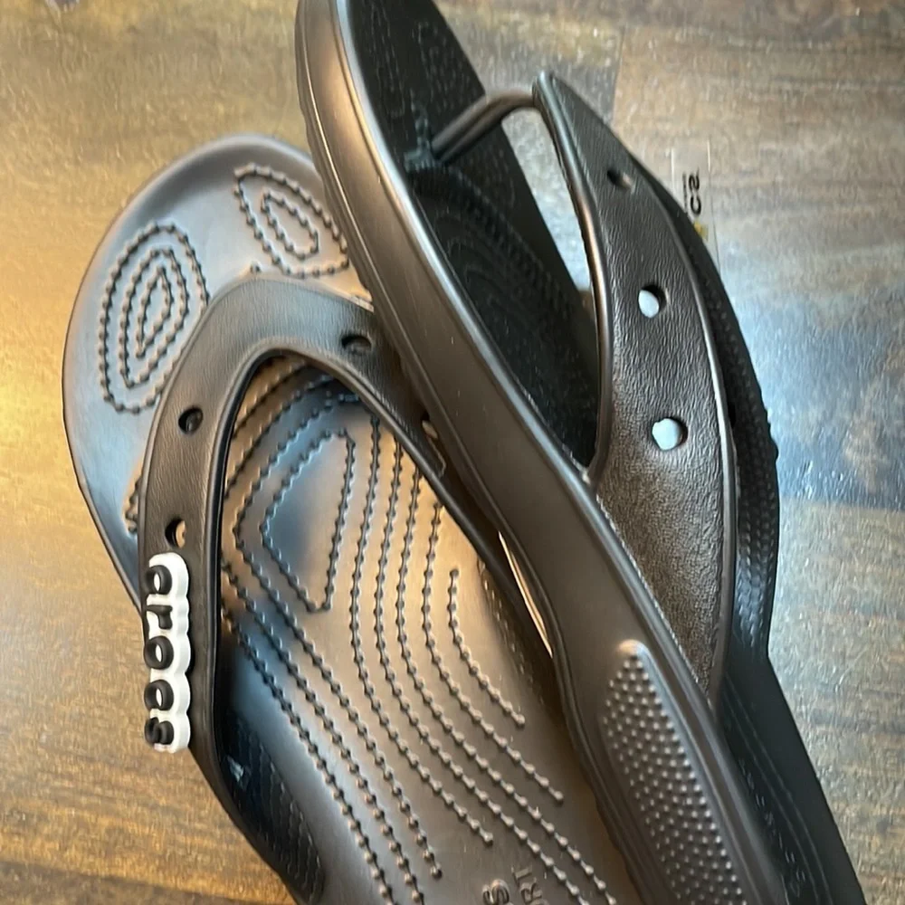 Crocs classic flip flops - Picture 2 of 5